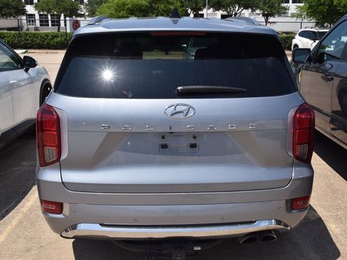 Used 2020 Hyundai Palisade Limited FWD image 6