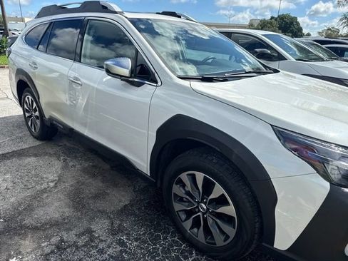 Used 2024 Subaru Outback Touring AWD/4WD image 8
