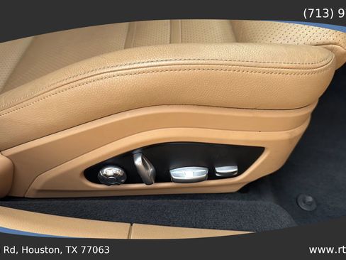 Used 2017 Porsche Panamera image 44