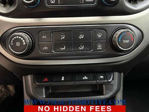 Used 2019 Chevrolet Colorado LT w/ LT Convenience Package AWD/4WD image 24