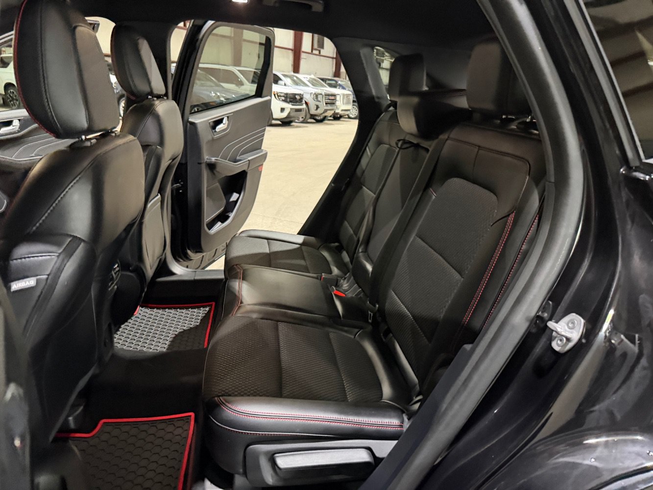 Used 2023 Ford Escape ST-Line w/ Tech Pack #1 FWD image 18