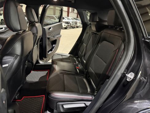 Used 2023 Ford Escape ST-Line w/ Tech Pack #1 FWD image 18