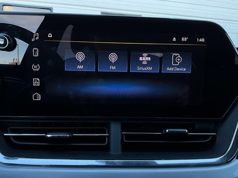 Used 2025 Chevrolet Trax LT image 29