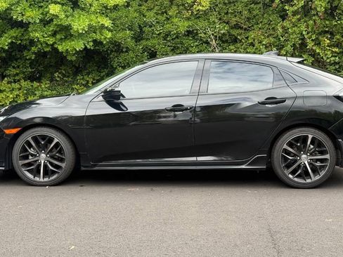 Used 2020 Honda Civic Sport Touring image 4