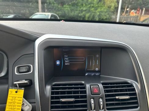 Used 2014 Volvo XC60 T6 AWD/4WD image 25