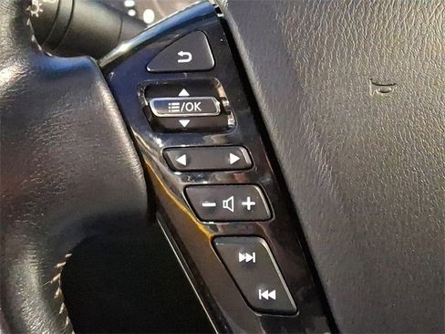 Used 2021 Nissan Armada SV w/ SV Appearance Package image 28