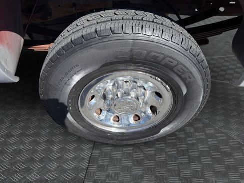 Used 2003 Ford F250 XLT image 14