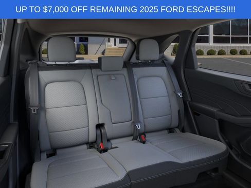 New 2025 Ford Escape Active w/ Tech Pack #1 AWD/4WD image 11