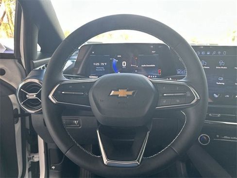 New 2026 Chevrolet Equinox EV LT image 11