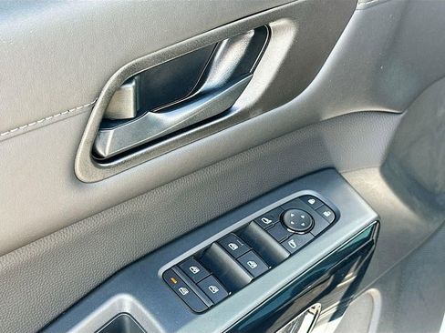 New 2025 Nissan Pathfinder SV w/ Cargo Package image 17