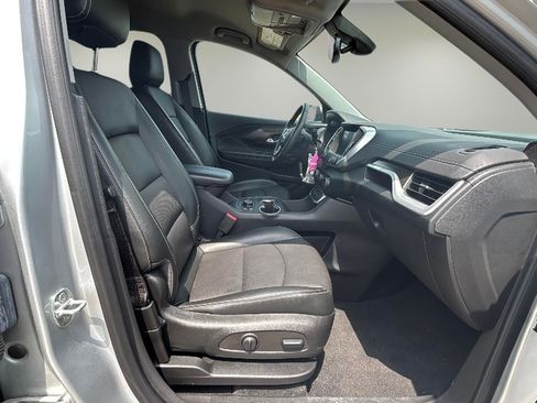 Used 2022 GMC Terrain SLT image 10