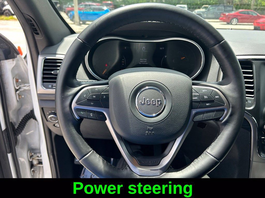 Certified 2019 Jeep Grand Cherokee Laredo RWD image 17