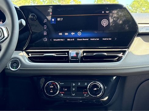 New 2025 Chevrolet TrailBlazer ACTIV w/ Convenience Package image 35