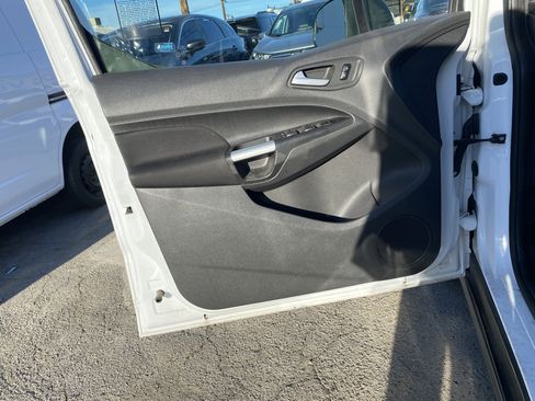 Used 2015 Ford Transit Connect XLT image 14
