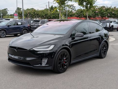 Used 2020 Tesla Model X Long Range AWD/4WD image 7