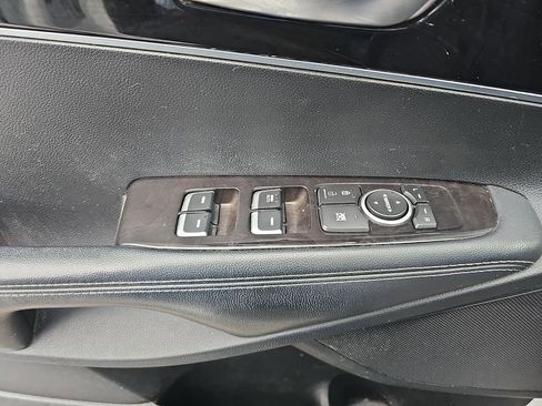Used 2017 Kia Sorento FWD image 31