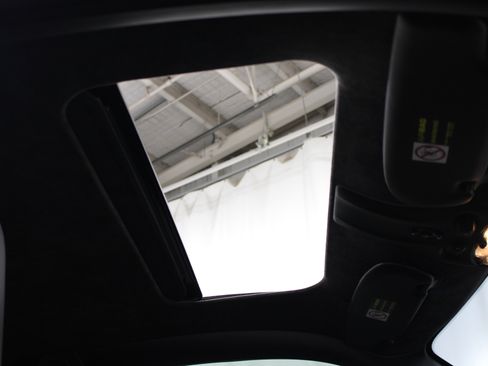 Used 2005 Porsche 911 Carrera image 23