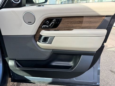 Used 2019 Land Rover Range Rover Supercharged image 28