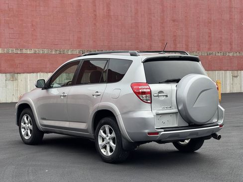 Used 2012 Toyota RAV4 Limited w/ Premium Plus Value Pkg AWD/4WD image 4