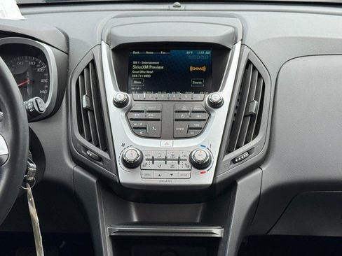 Used 2017 Chevrolet Equinox LT w/ Convenience Package FWD image 13