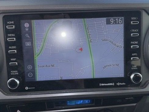 Used 2023 Toyota Tacoma TRD Off-Road w/ Advanced Technology Package image 3