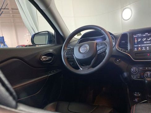 Used 2022 Jeep Cherokee Trailhawk w/ Sun, Sound & Nav Group image 15