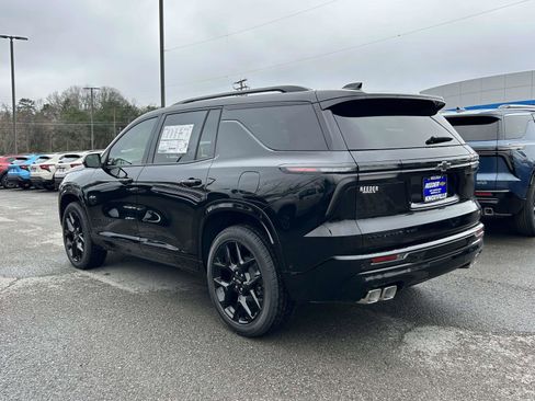 New 2026 Chevrolet Traverse RS w/ LPO, Floor Liner Package image 5