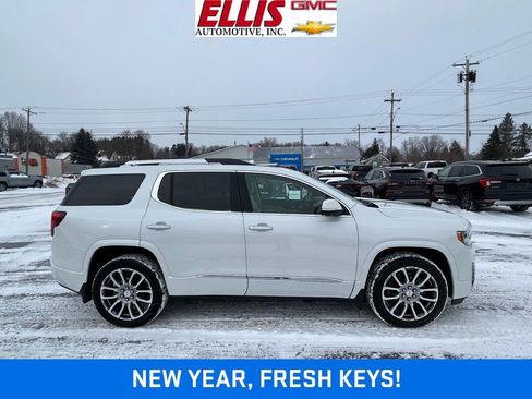 Used 2023 GMC Acadia Denali w/ Denali Ultimate Package image 2