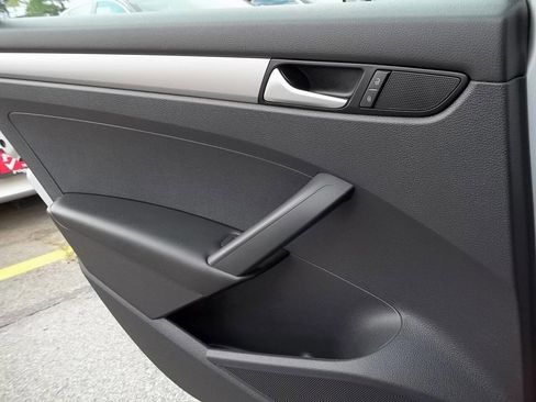 Used 2014 Volkswagen Passat 1.8T S image 13