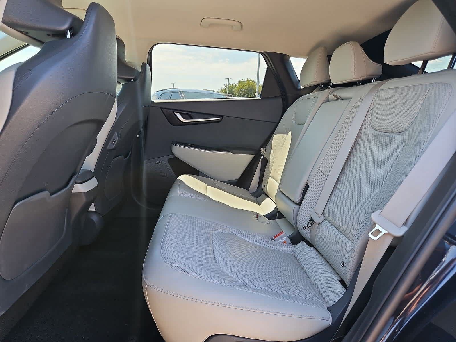 Used 2023 Kia EV6 Wind w/ Wind Technology Package RWD image 18