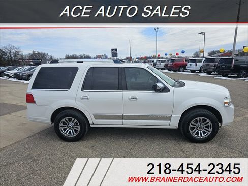 Used 2013 Lincoln Navigator 4WD w/ HD Trailer Tow Pkg image 6