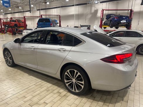 Used 2020 Buick Regal Essence w/ Sights and Sounds Package FWD image 6