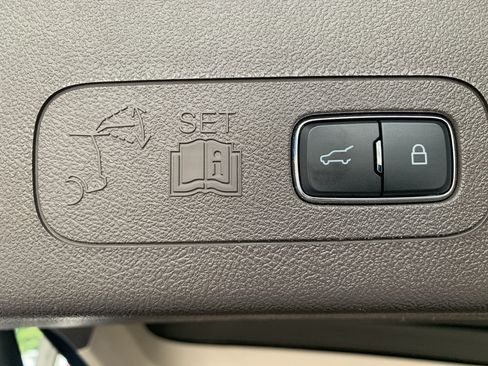Used 2022 Lincoln Aviator Reserve w/ Elements Package Plus RWD image 8