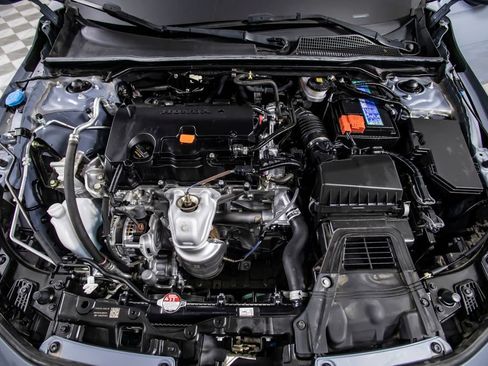 Used 2024 Honda Civic Sport image 41