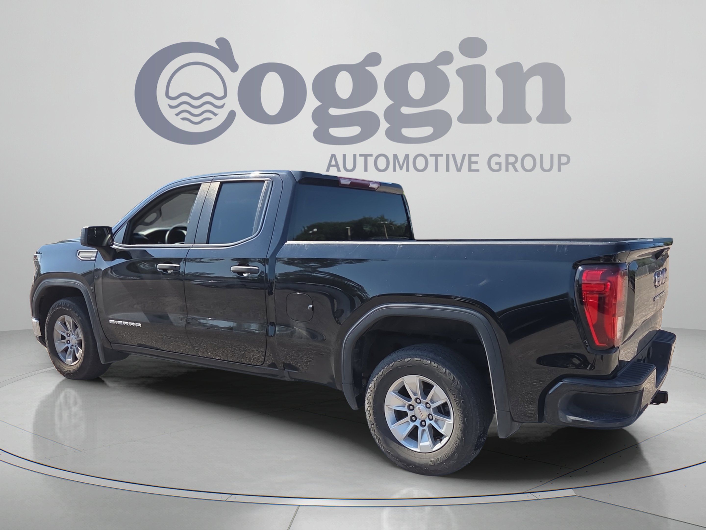 Used 2023 GMC Sierra 1500 Pro w/ Pro Value Package RWD image 3
