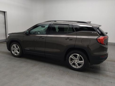 Used 2019 GMC Terrain SLE w/ Driver Convenience Package image 3