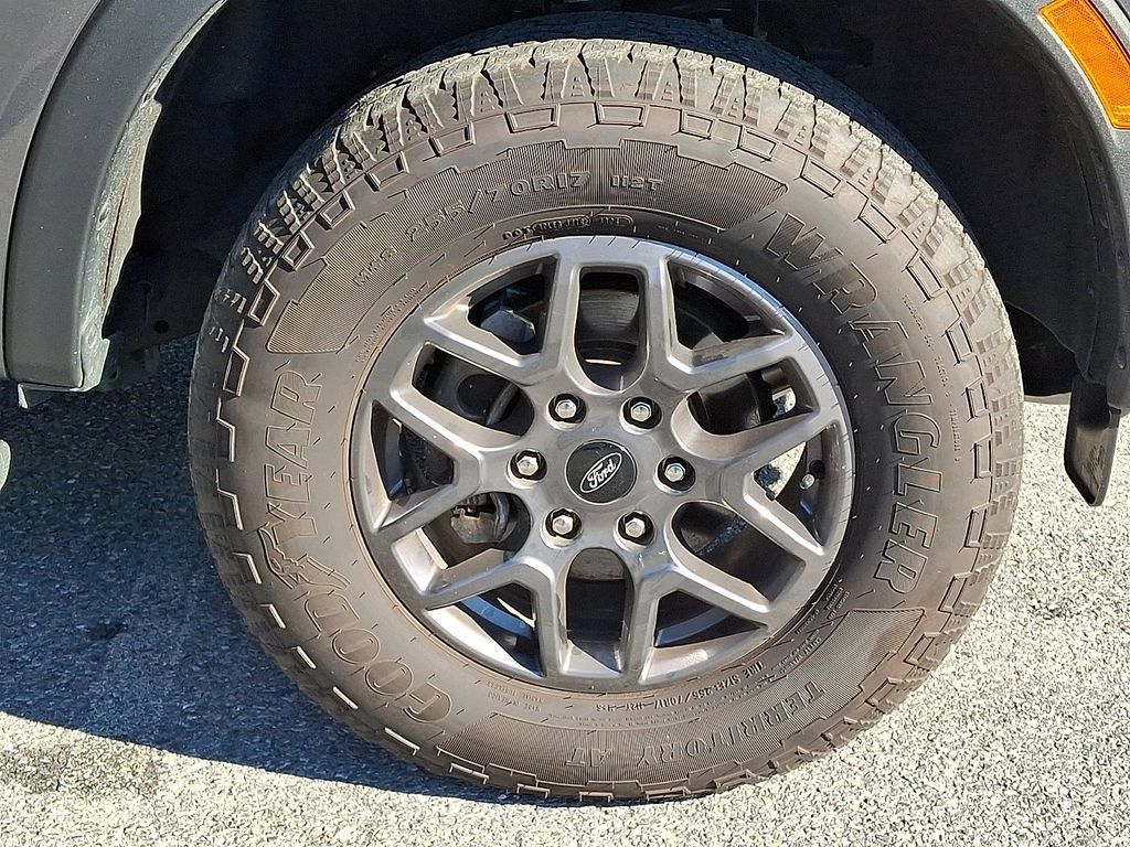 Used 2025 Ford Ranger XLT w/ Equipment Group 301A High AWD/4WD image 10