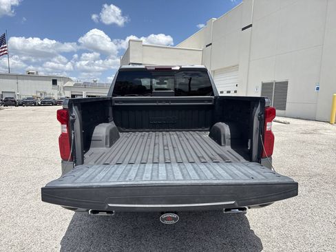 Used 2021 Chevrolet Silverado 1500 High Country AWD/4WD image 21