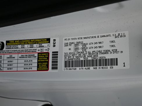 Used 2024 Toyota Tacoma SR image 16