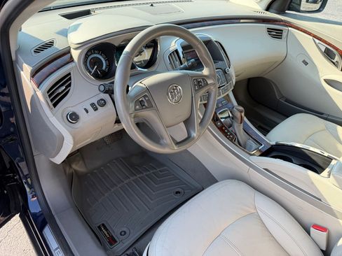 Used 2011 Buick LaCrosse CXL w/ Driver Confidence Package FWD image 4
