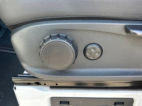 Used 2025 Mercedes-Benz Sprinter 2500 image 14
