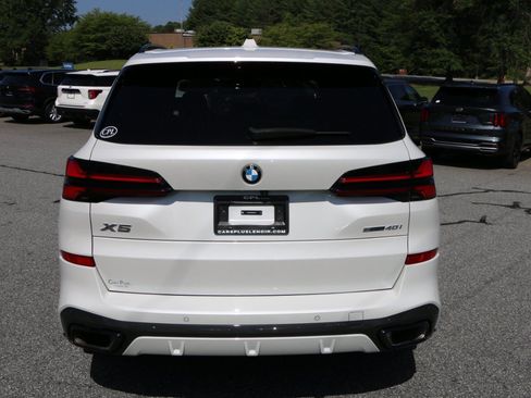 Used 2024 BMW X5 sDrive40i w/ M Sport Package RWD image 4