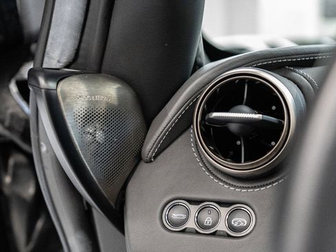 Used 2020 McLaren 720S Luxury image 18