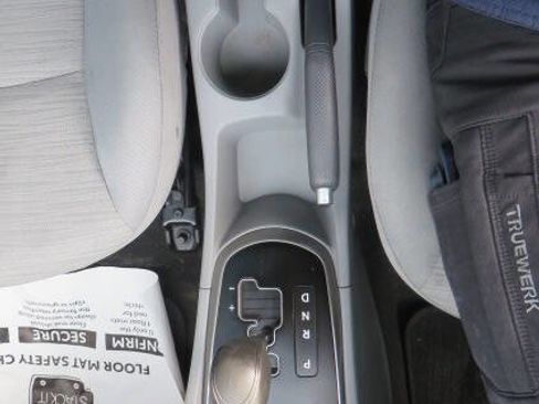 Used 2016 Hyundai Accent SE image 49