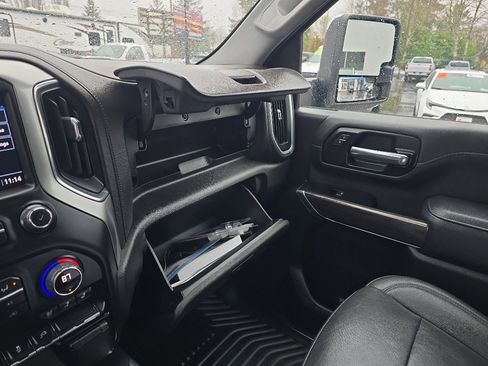 Certified 2022 Chevrolet Silverado 3500 LTZ w/ LTZ Convenience Package image 29