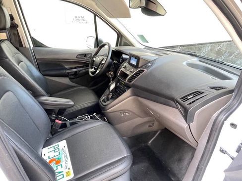 Used 2021 Ford Transit Connect XL image 9