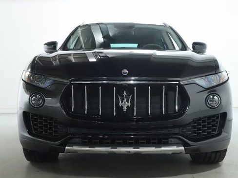Used 2018 Maserati Levante S GranLusso image 5