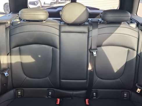 Used 2019 MINI Cooper Clubman S image 5