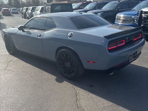 Used 2021 Dodge Challenger R/T Scat Pack image 4