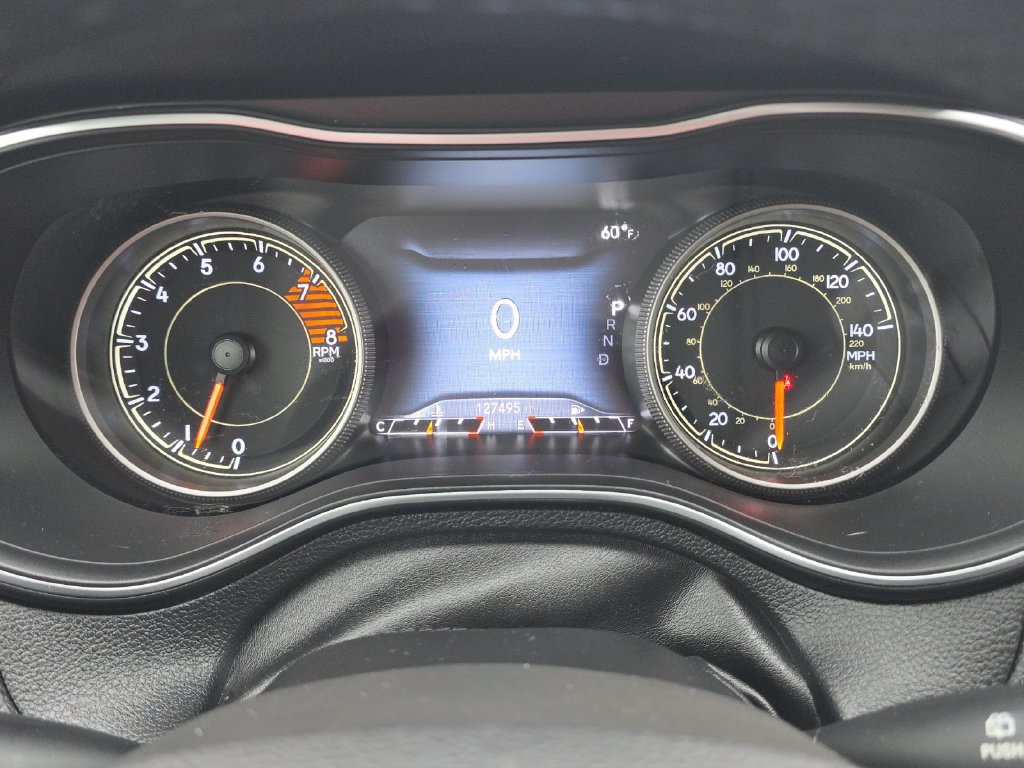 Used 2019 Jeep Cherokee Limited AWD/4WD image 10